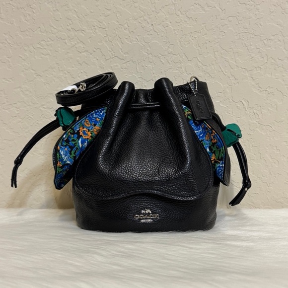 Coach Petal Bag - Picture 1 of 12